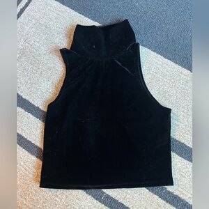 VELVET TURTLENECK TOP
